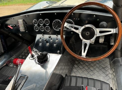 DAYTONA COUPE INTERIOR 4