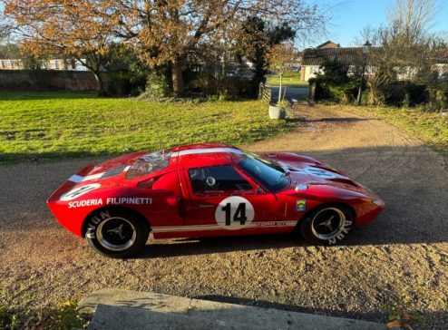 FORD GT40 REPLICA