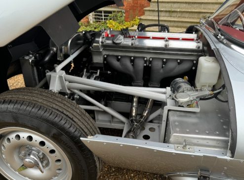 JAGUAR 6 CYLINDER XKSS 4