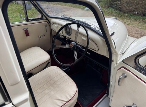 MORRIS MINOR SEATS 1