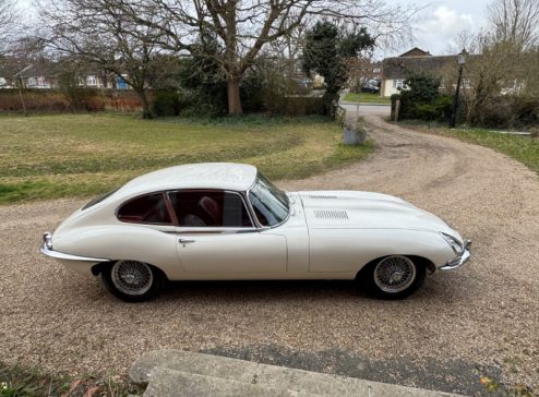 SERIES 1 JAGUAR E-TYPE