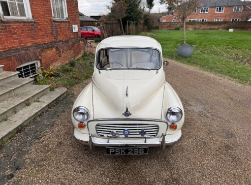 WHITE MORRIS MINOR